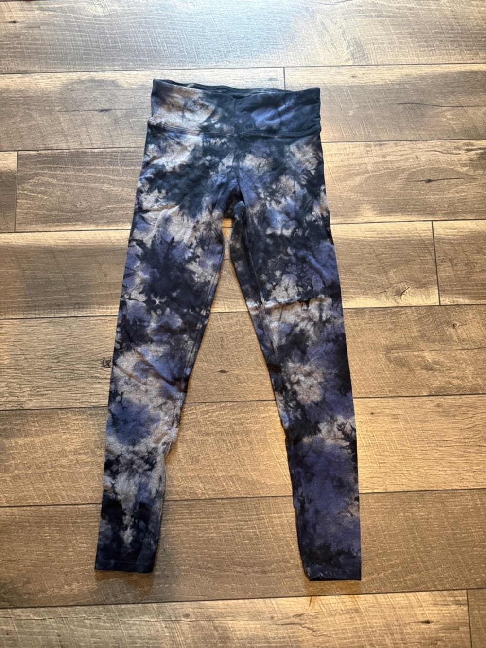 Calvin Klein Performance Tie-Dye Leggings in Navy & Black